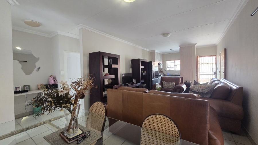 3 Bedroom Property for Sale in Waterval East North West